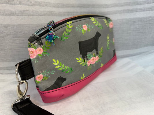 Heifer Make-Up Pouch