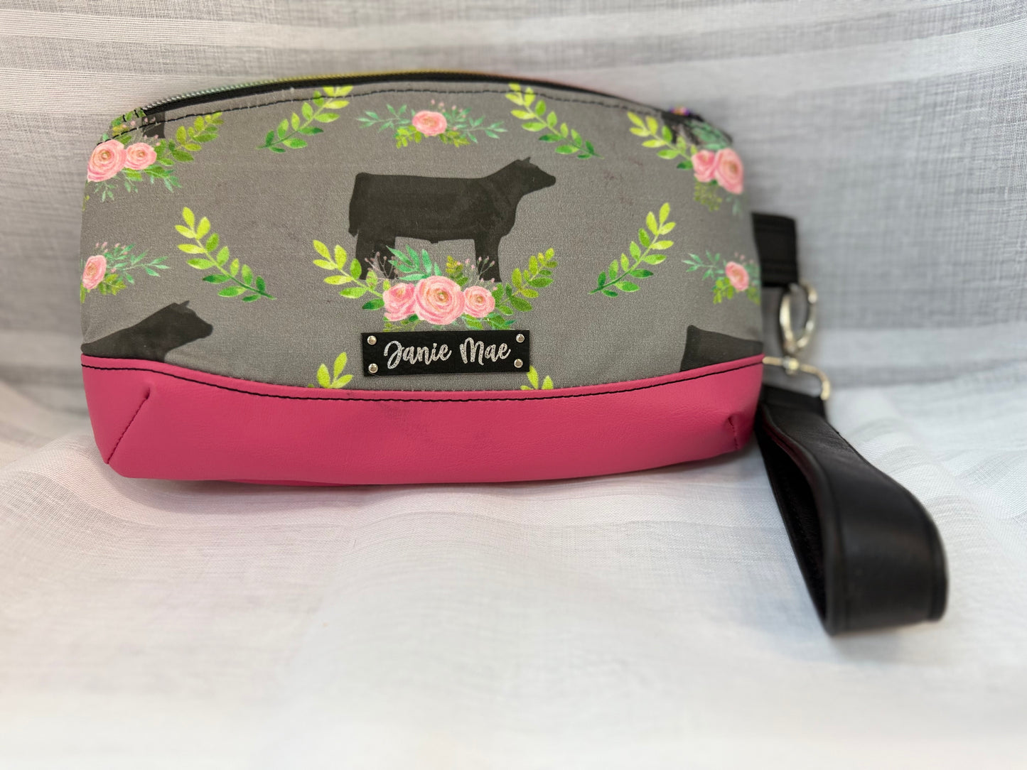 Heifer Make-Up Pouch